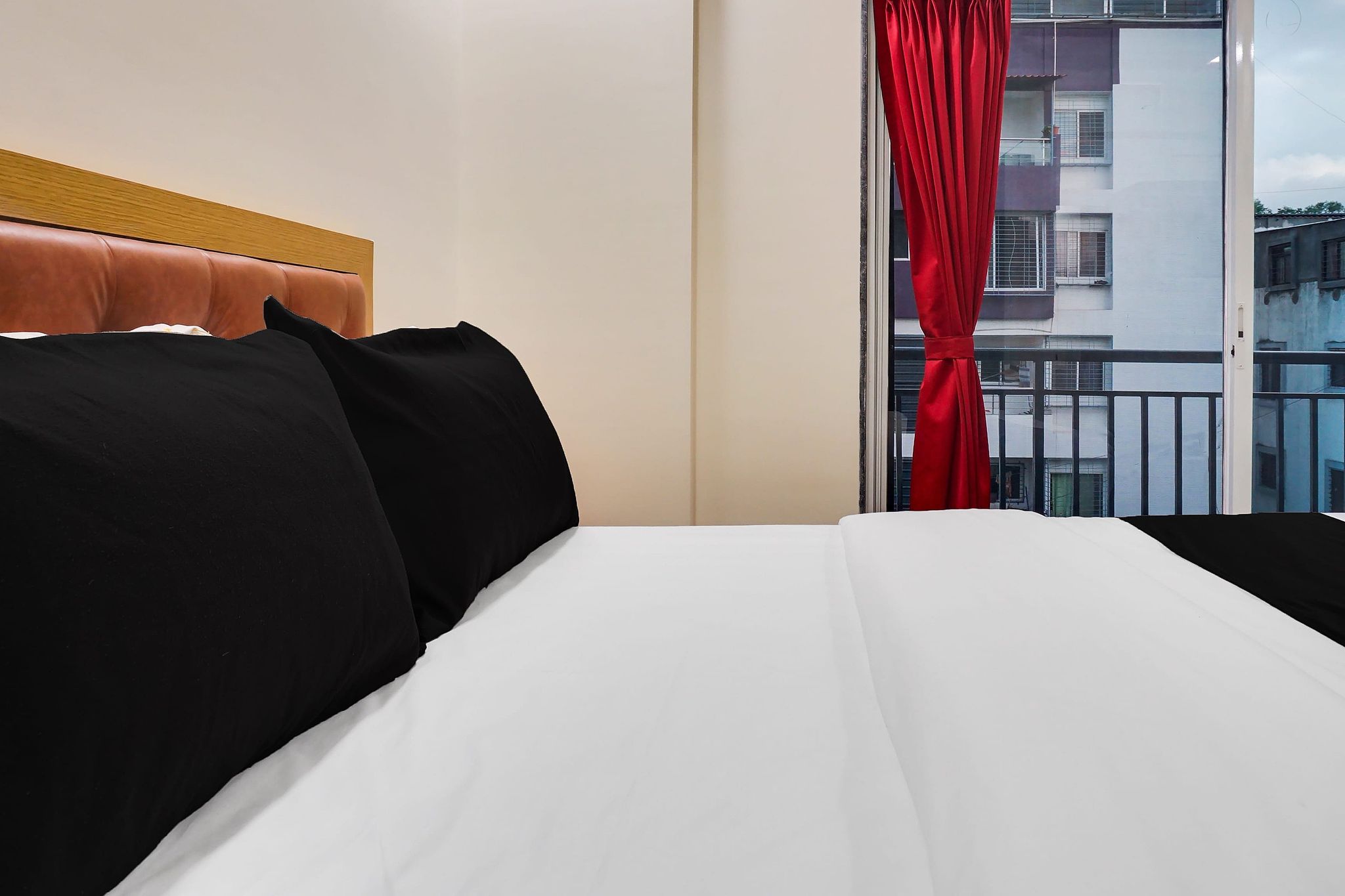 Hotel O by OYO Falcon Executive Classic 10