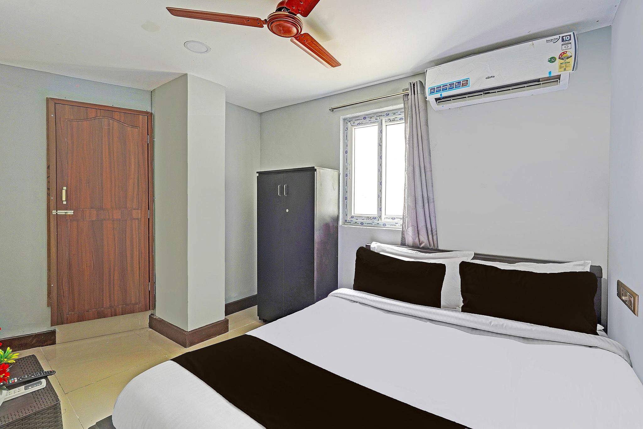 Super Hotel O Sholinganallur Near Anjaneya Temple Classic 8