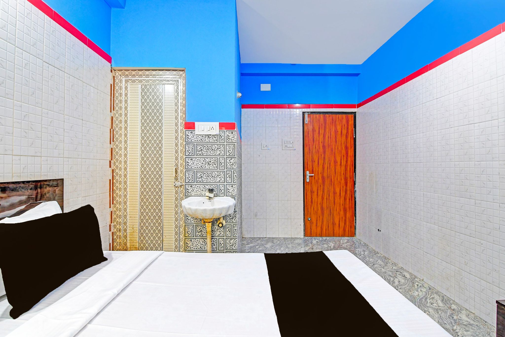 Hotel O New Cuttack Guest House Classic 8