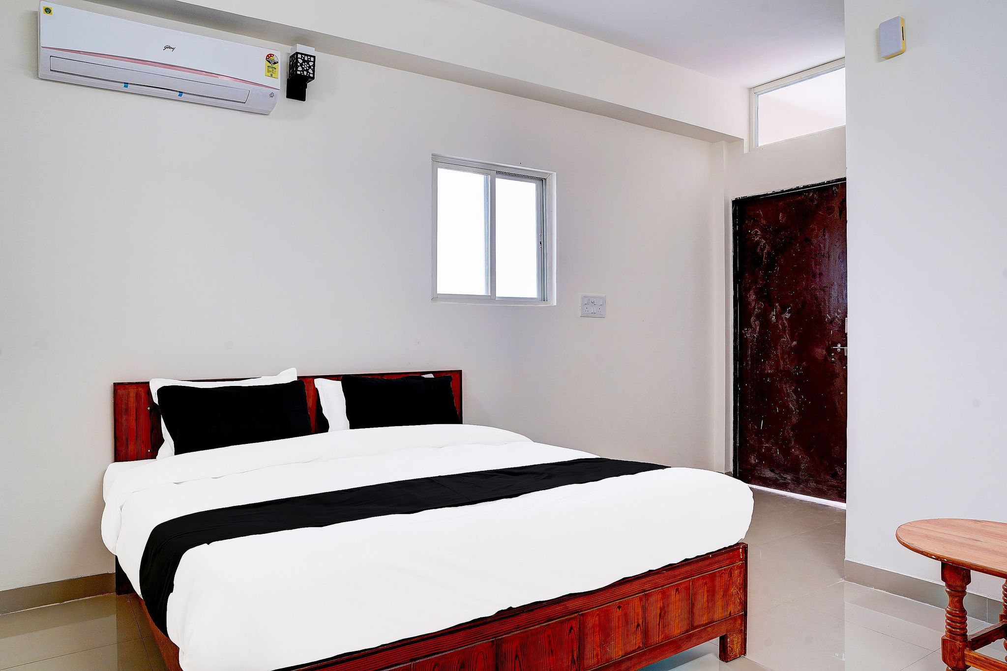 Hotel O MAZENTA PALACE Classic 2