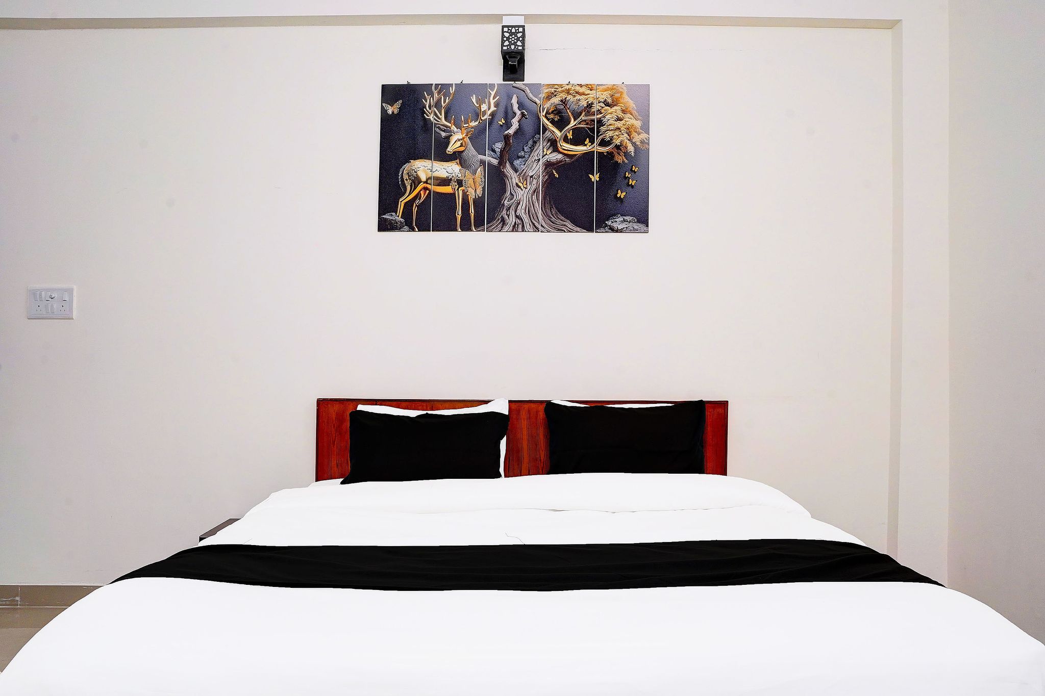 Hotel O MAZENTA PALACE Classic 7