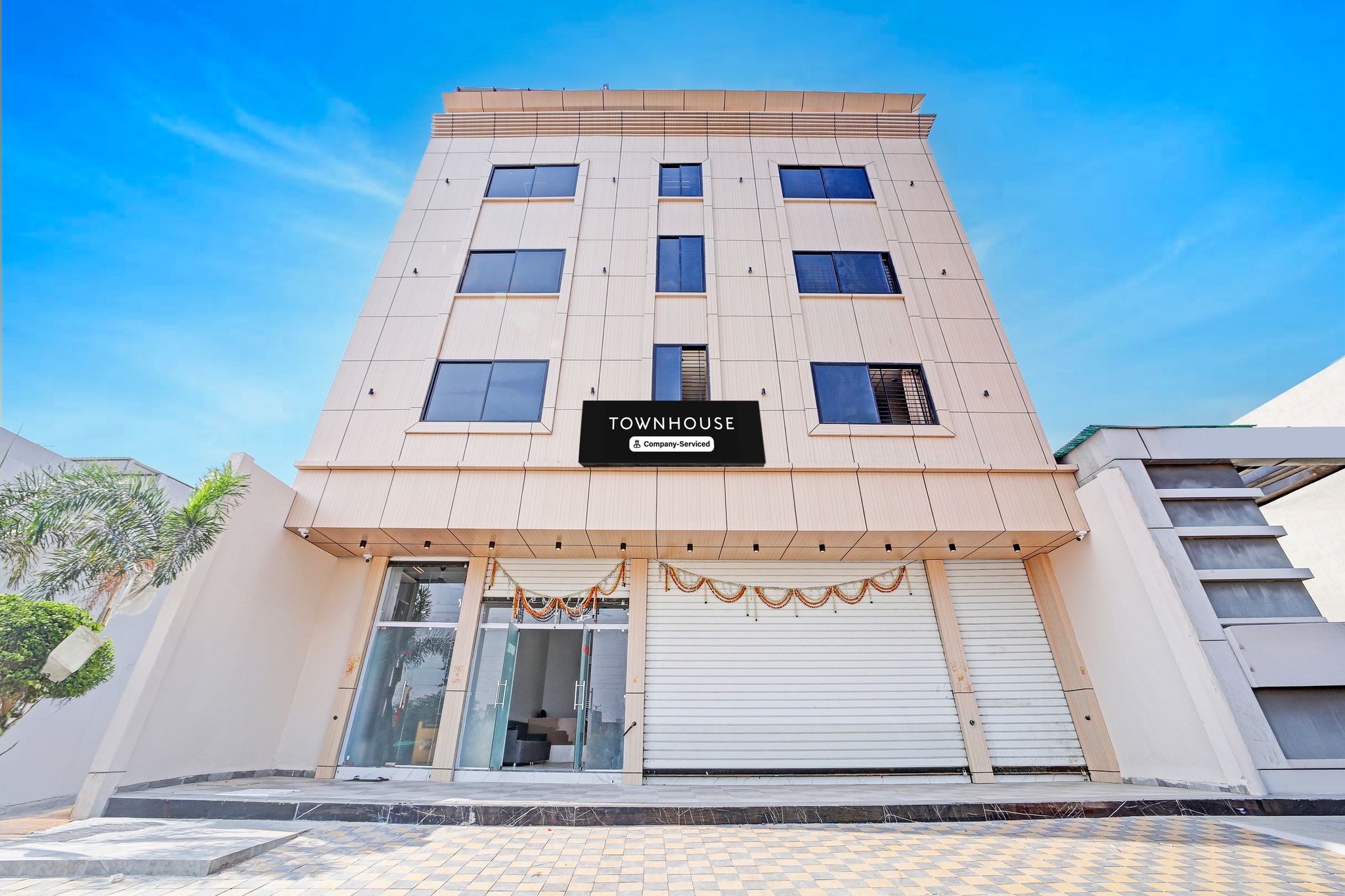 Super Townhouse LIG Main Road Indore