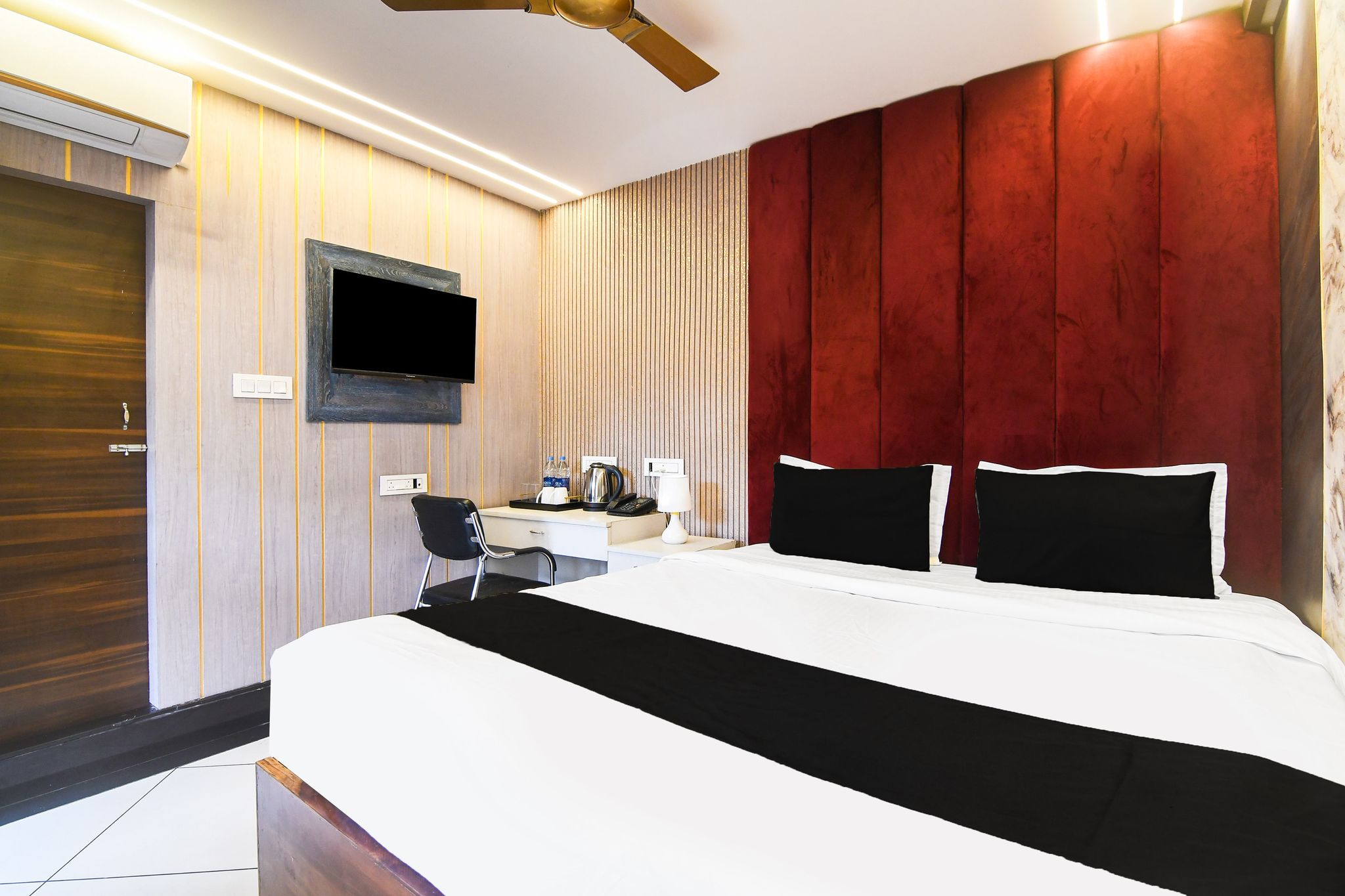 Hotel O The Luxury Inn Classic 9