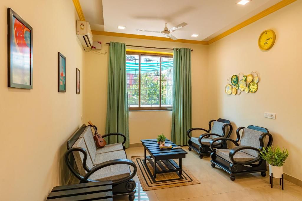 The Hosteller Goa, Candolim Bed in 10 Bed Mixed Dormitory 6