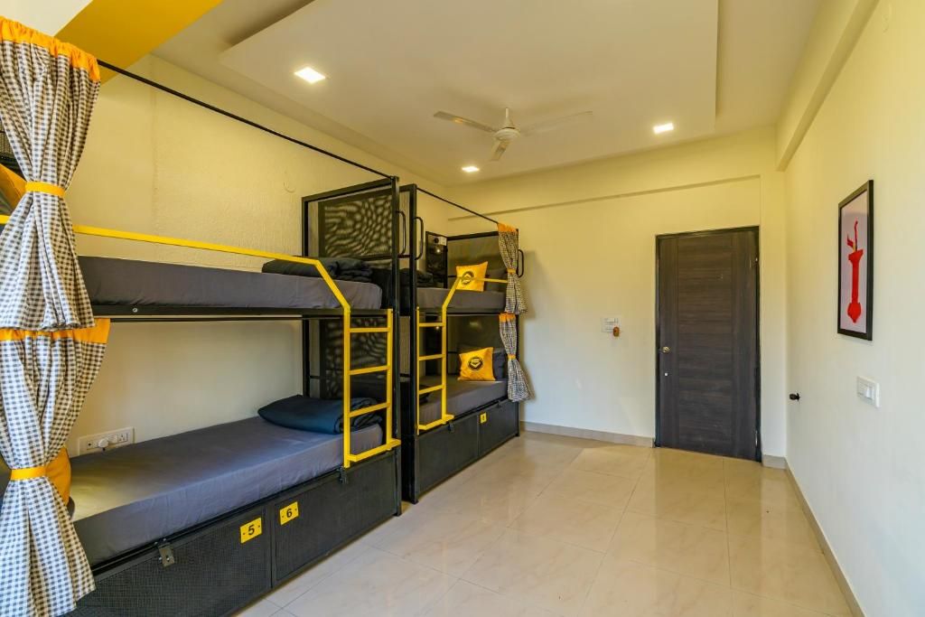 The Hosteller Goa, Candolim Bed in 8 Bed Mixed Dormitory