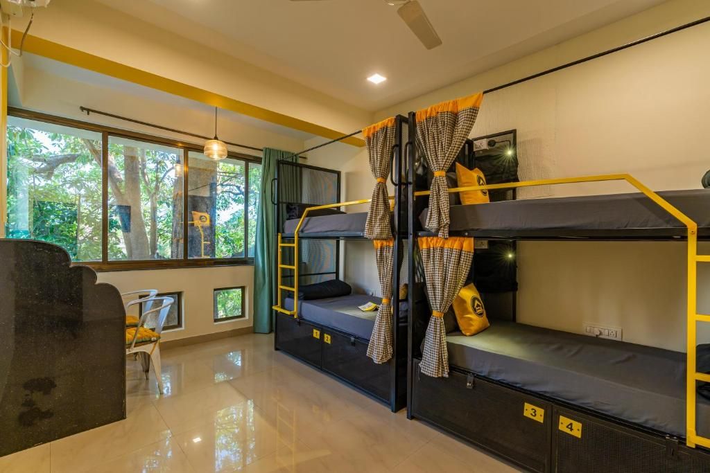The Hosteller Goa, Candolim Bed in 8 Bed Mixed Dormitory 6