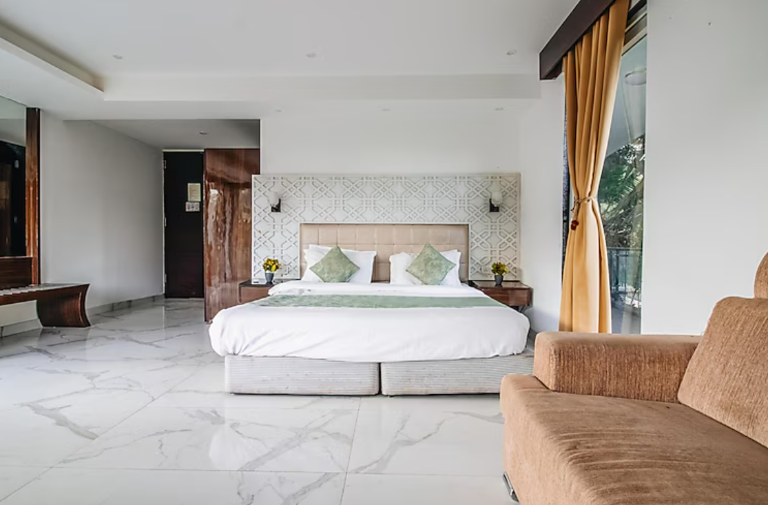 Suite Room Hill View