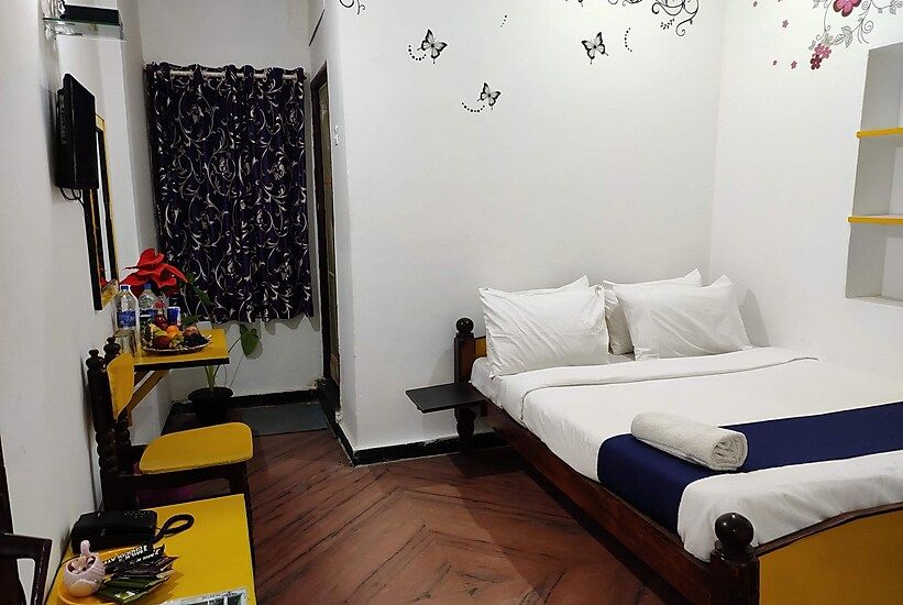 ADH K F International Double Room NON AC 2