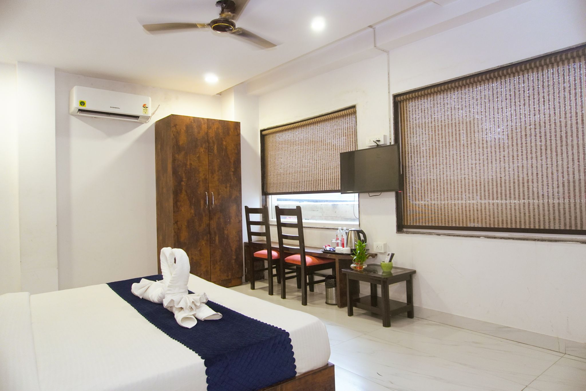 Shoolin Premium Rooms