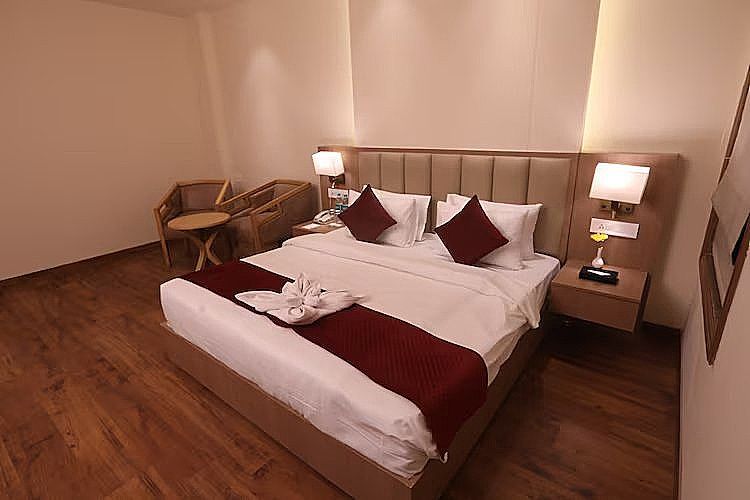 King Bed Non Smoking Superior Room