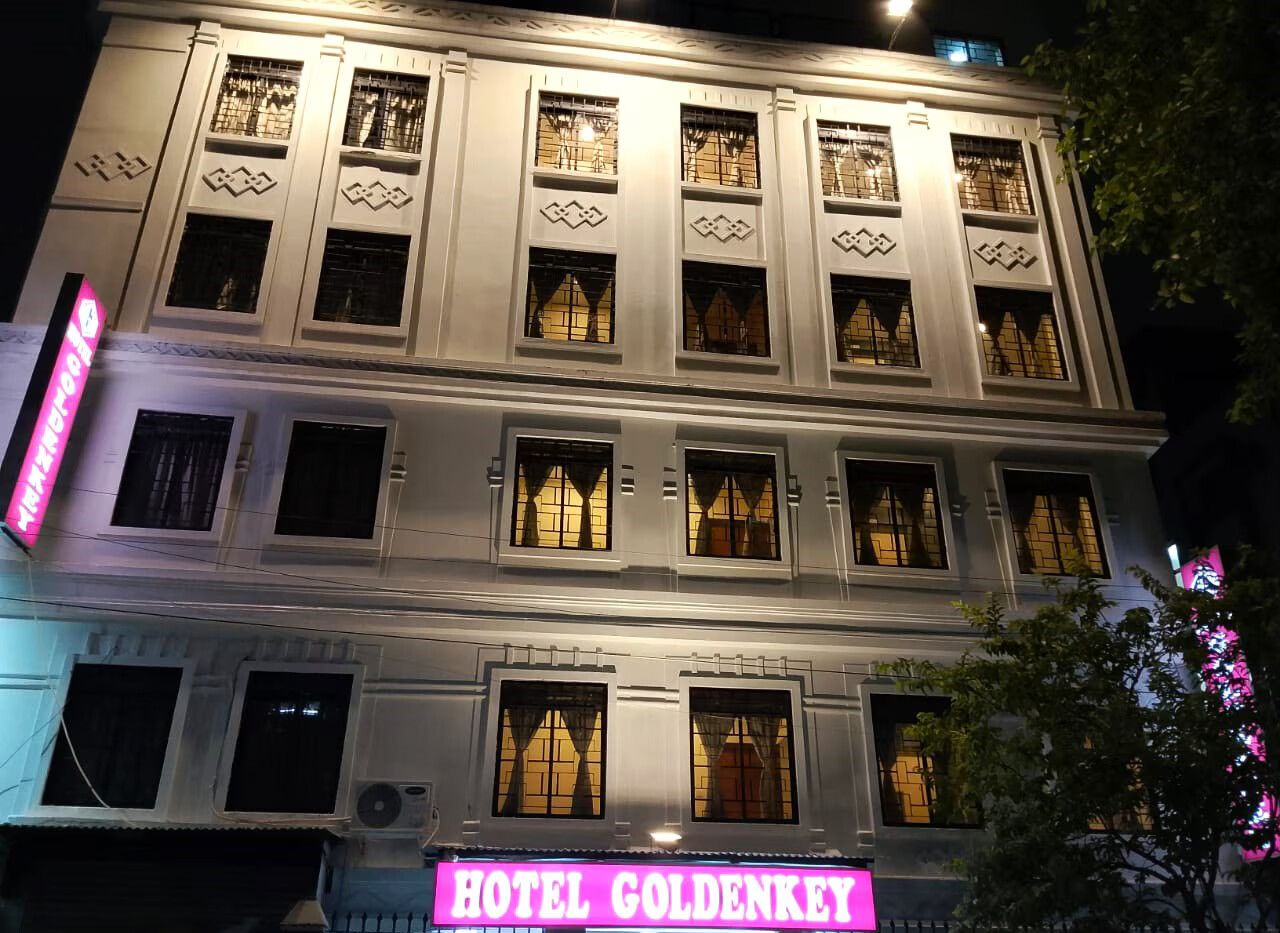 HOTEL GOLDENKEY
