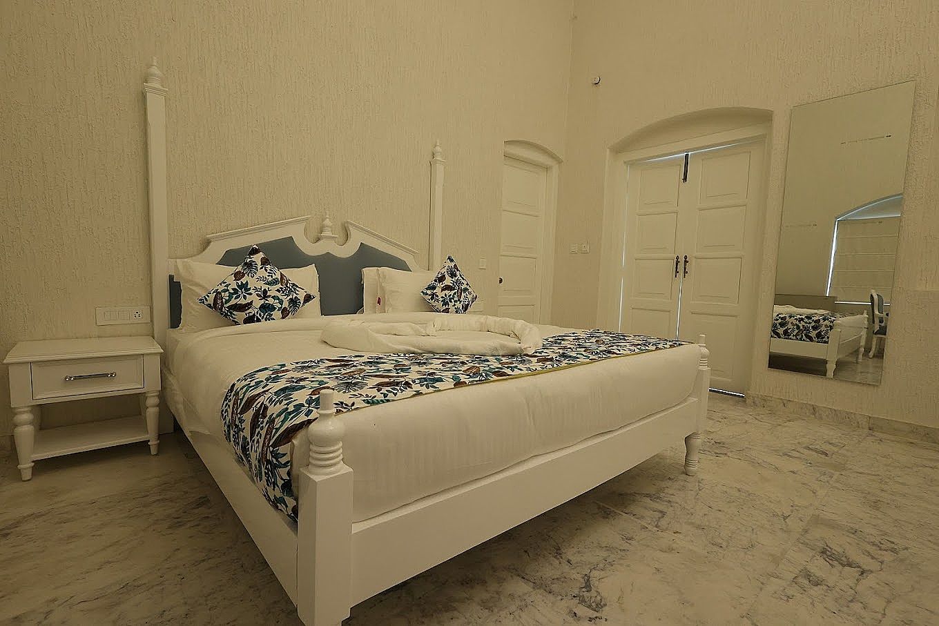 Saroja Heritage Hotel Deluxe Room