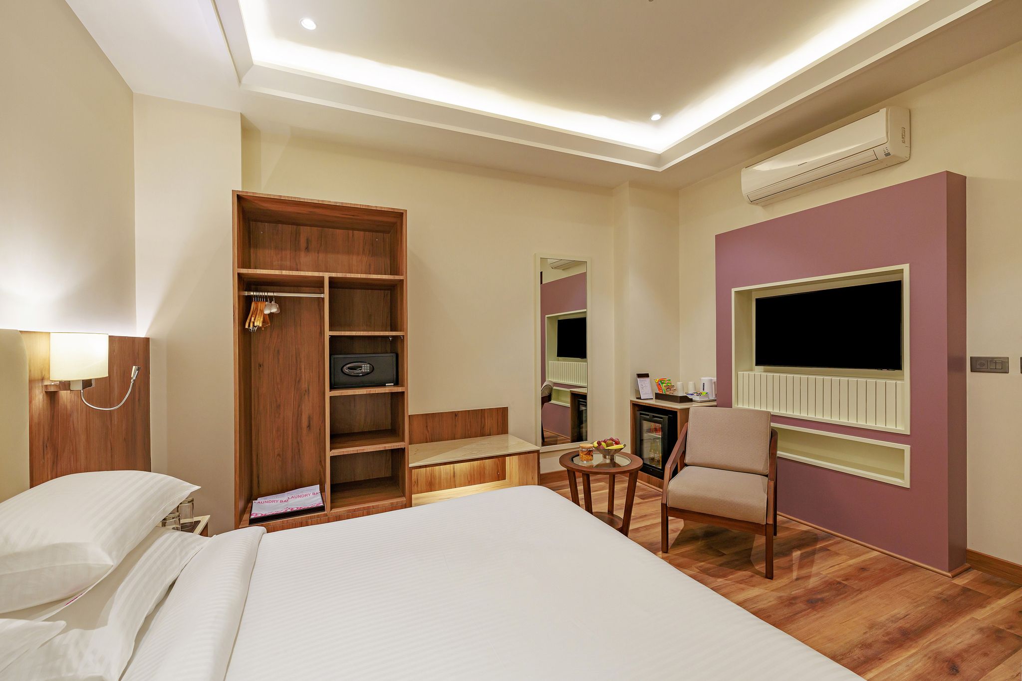 Regenta Place Jaipur, Sirsi Road Standard Room- Enjoy Happy Hour 1+1 Mocktail timing 11 AM to 7 PM 2