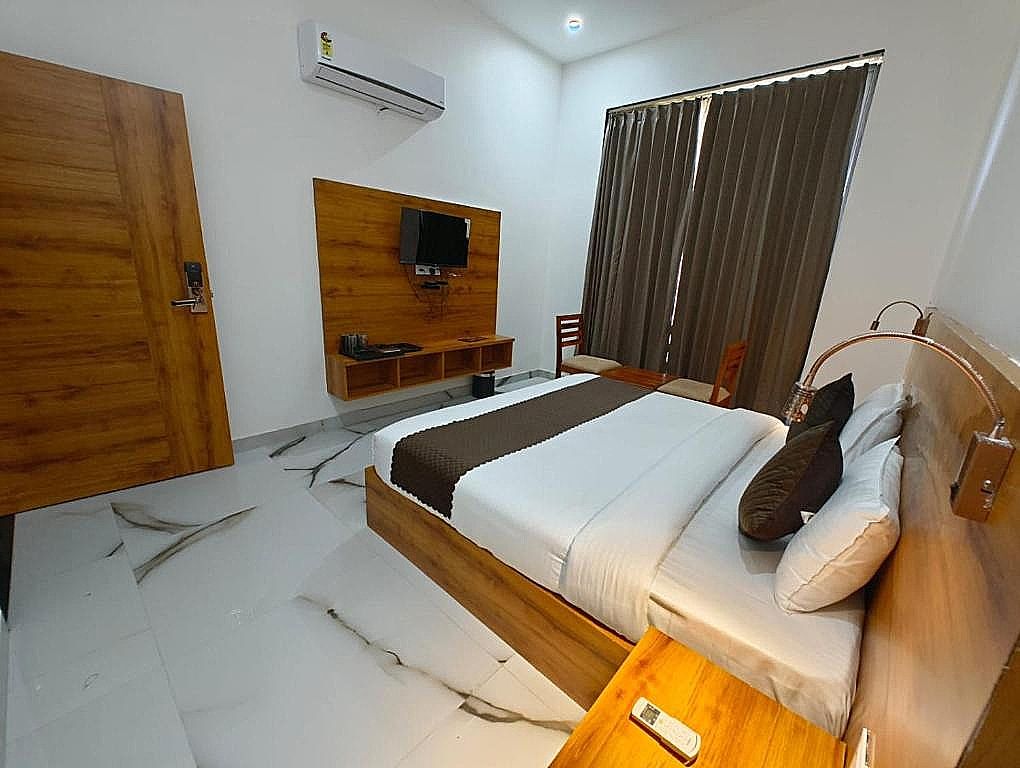 Hotel RC Garh Deluxe Room 4