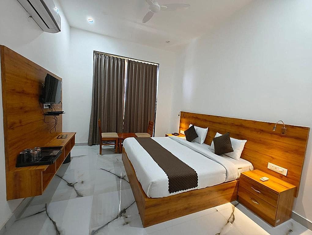 Hotel RC Garh Deluxe Room 3