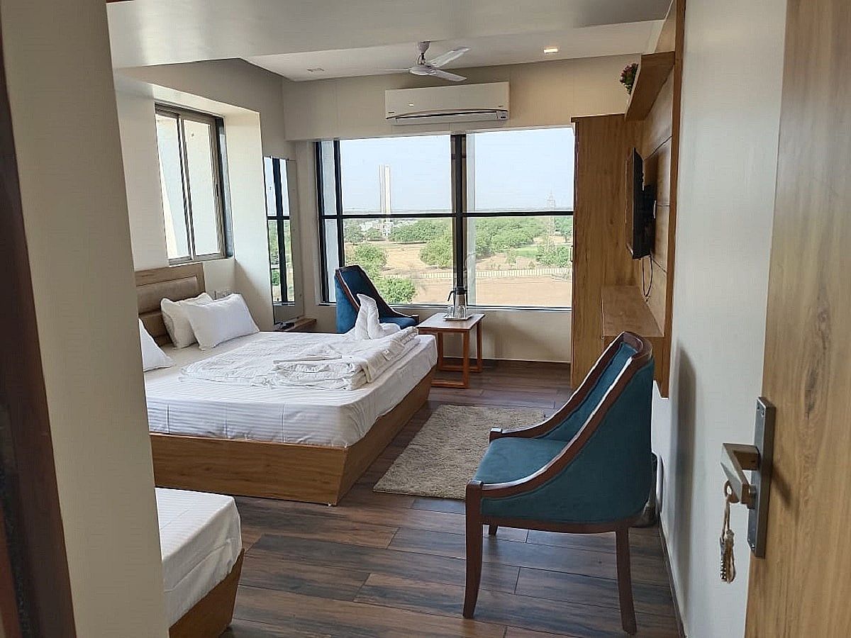 Super Deluxe Room