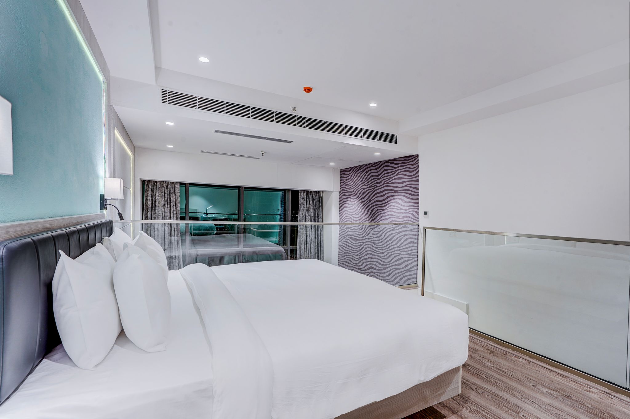 Duplex Premium Suite Twin Bed with Balcony