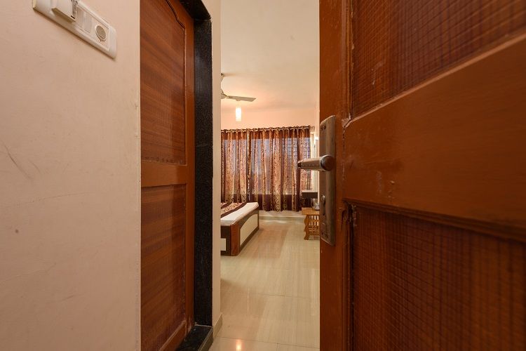 TRIPLE BED NON AC ROOM