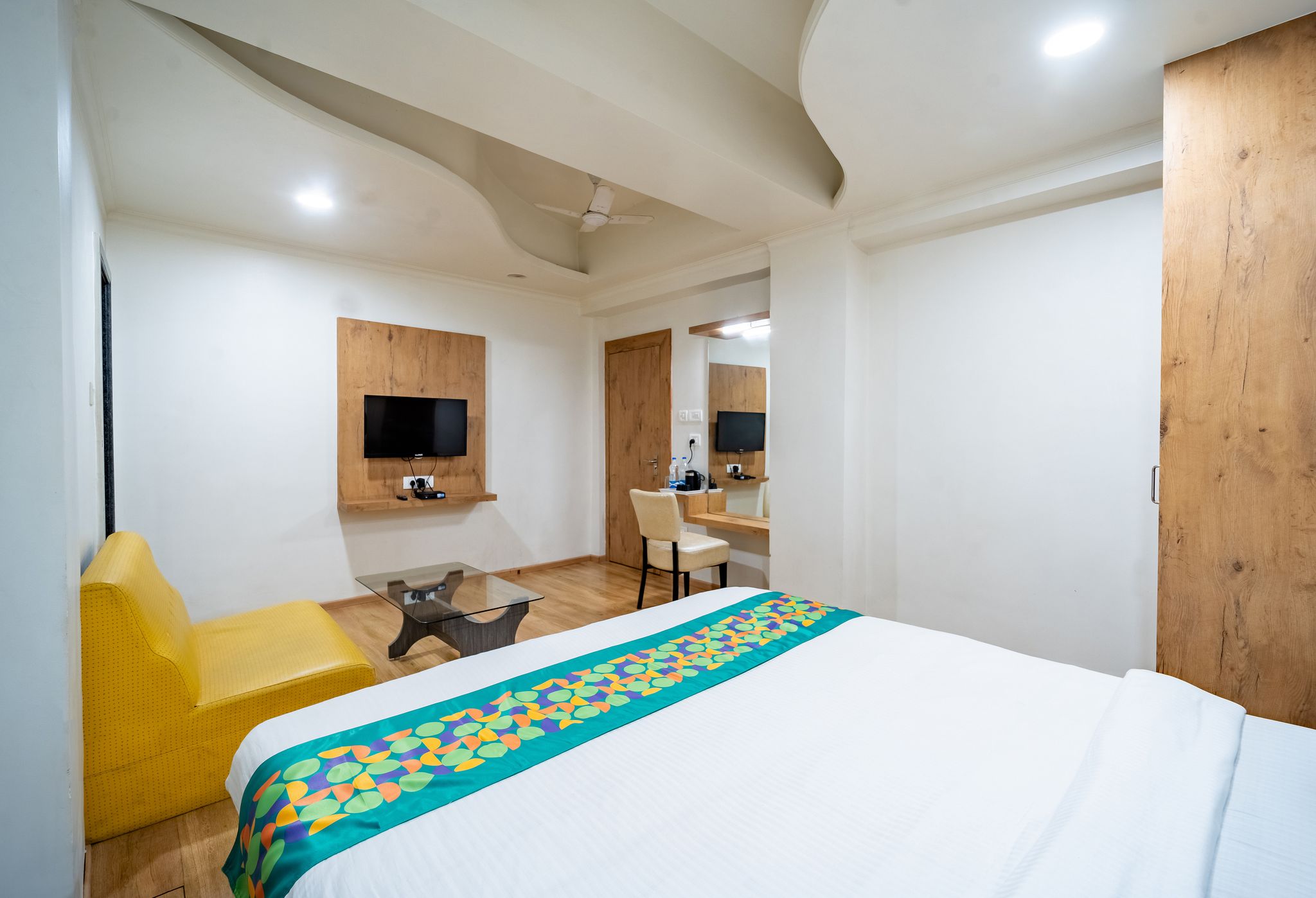 Treebo Kamal Regency Standard Room 6