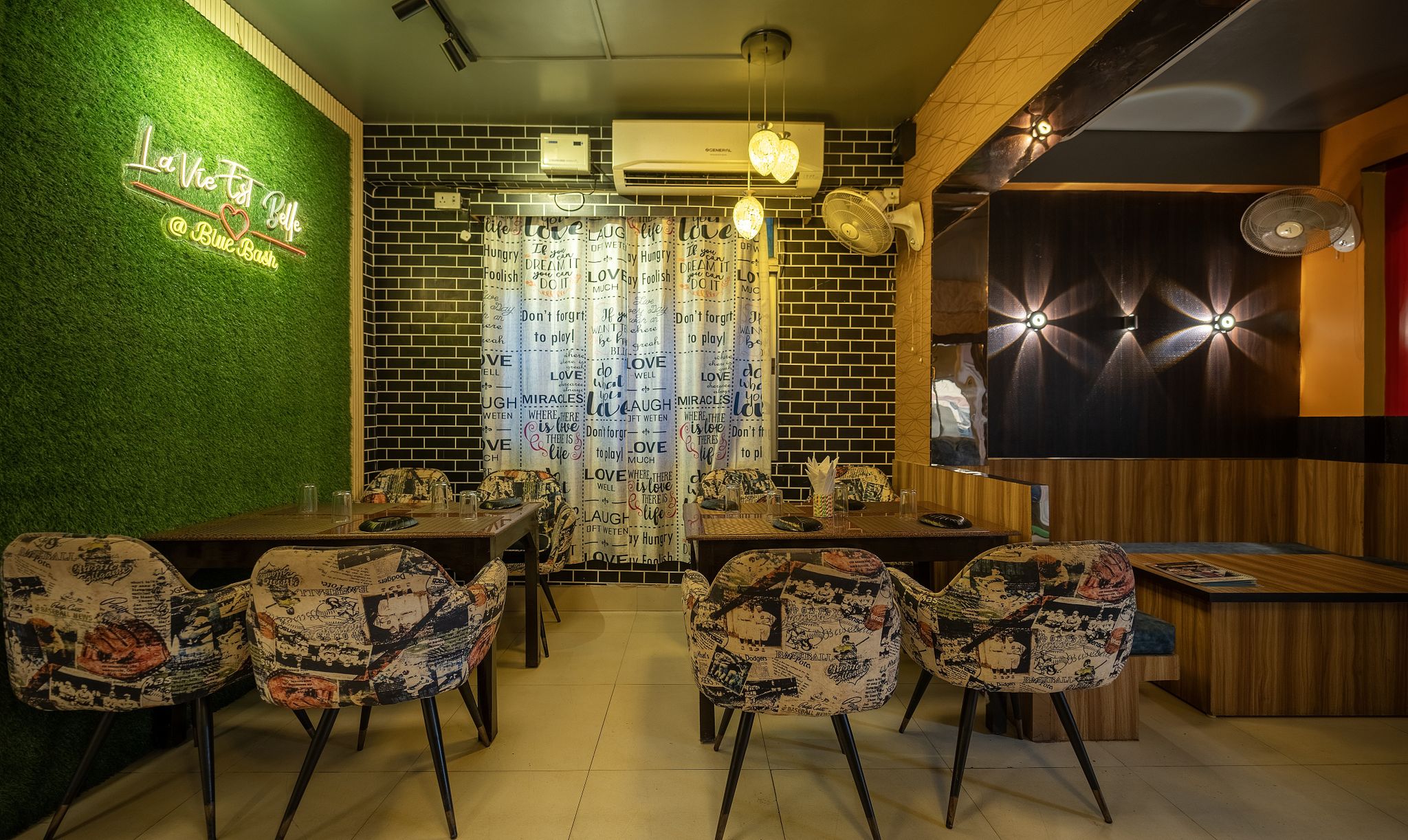 Food & Dining