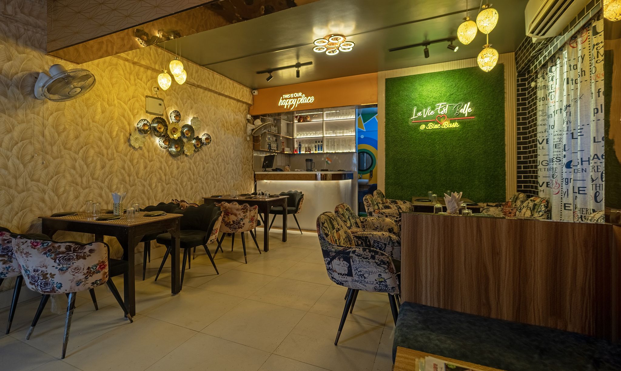 Food & Dining
