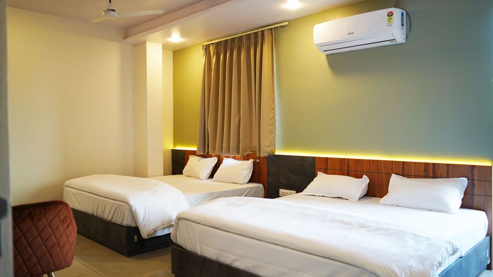  Hotel Mauj Mahal Super Deluxe Family Room ( 2 Double Bed , 4 Pax) 2