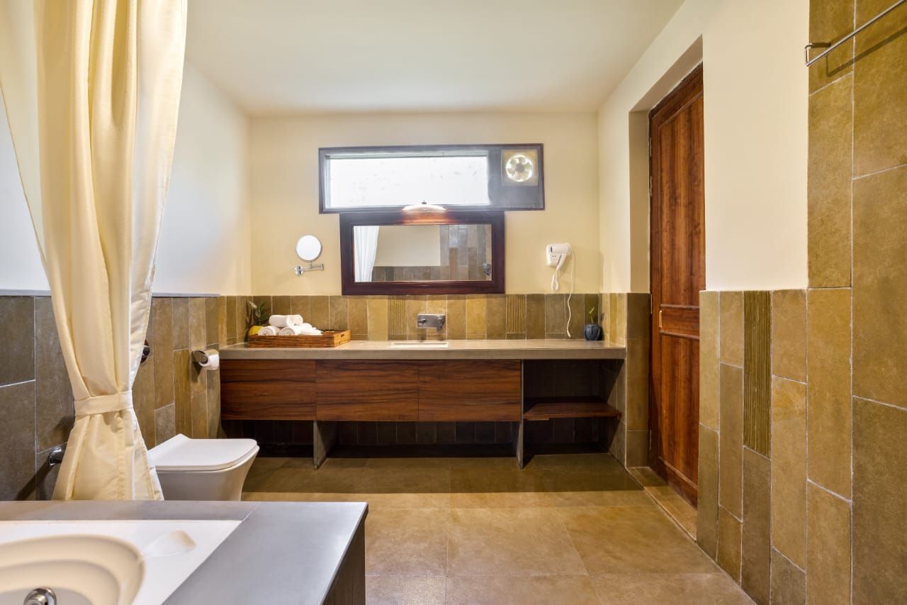 Vanveda Suite with Balcony