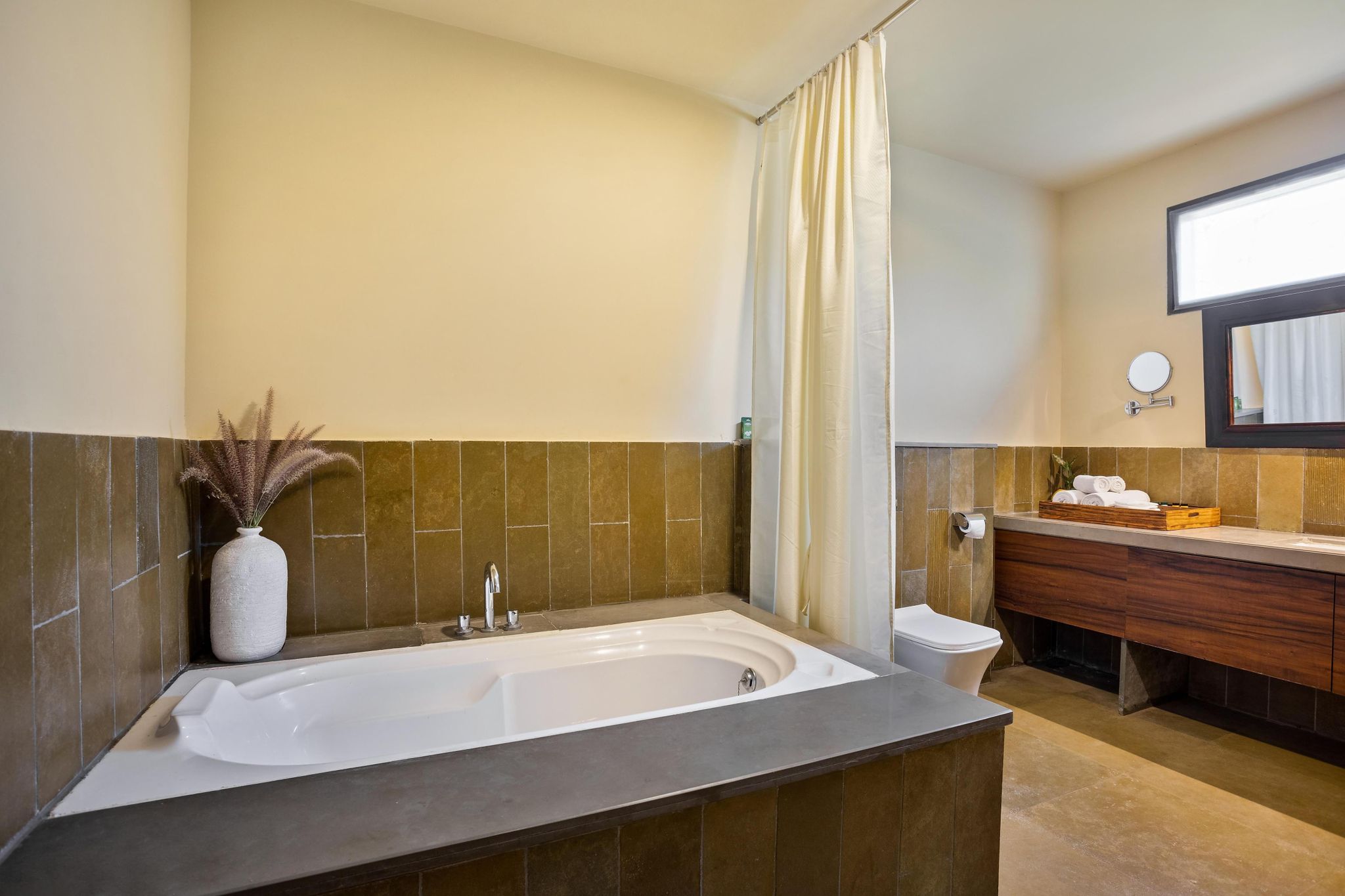 The VanVeda Resort By Nirvana Vanveda Suite with Private Pool 7