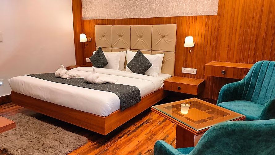 Premium Room with Valley View