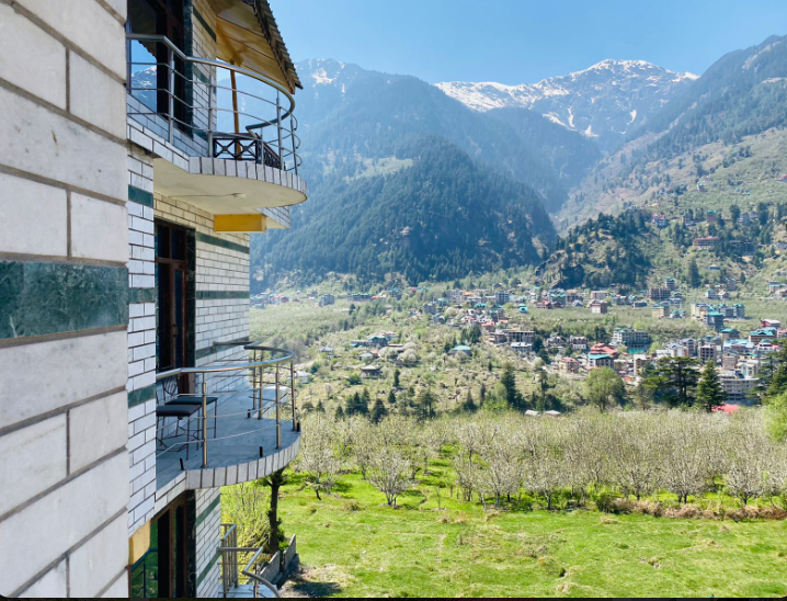 Hotel Peak View