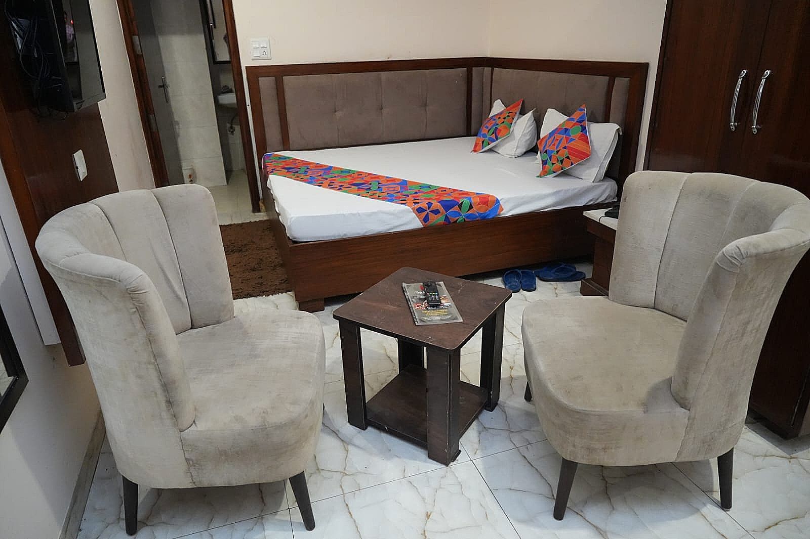 Hotel Home Stay ( Back House )