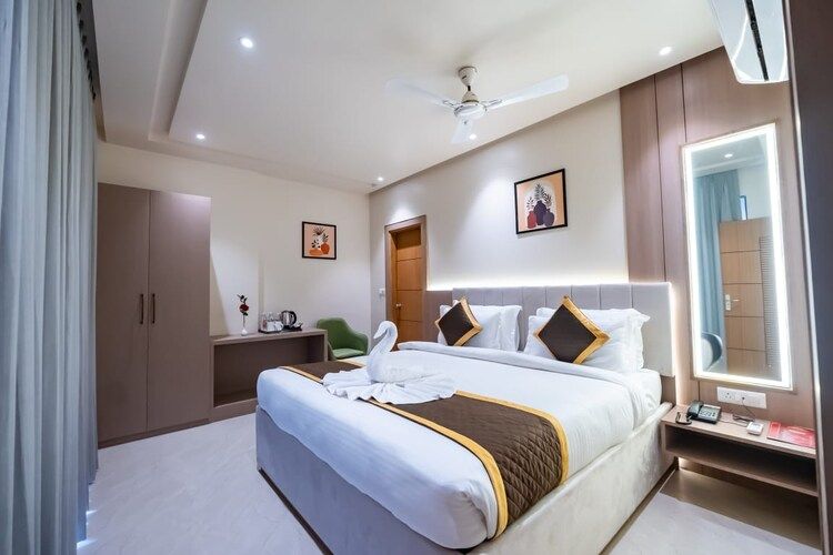Suite Room