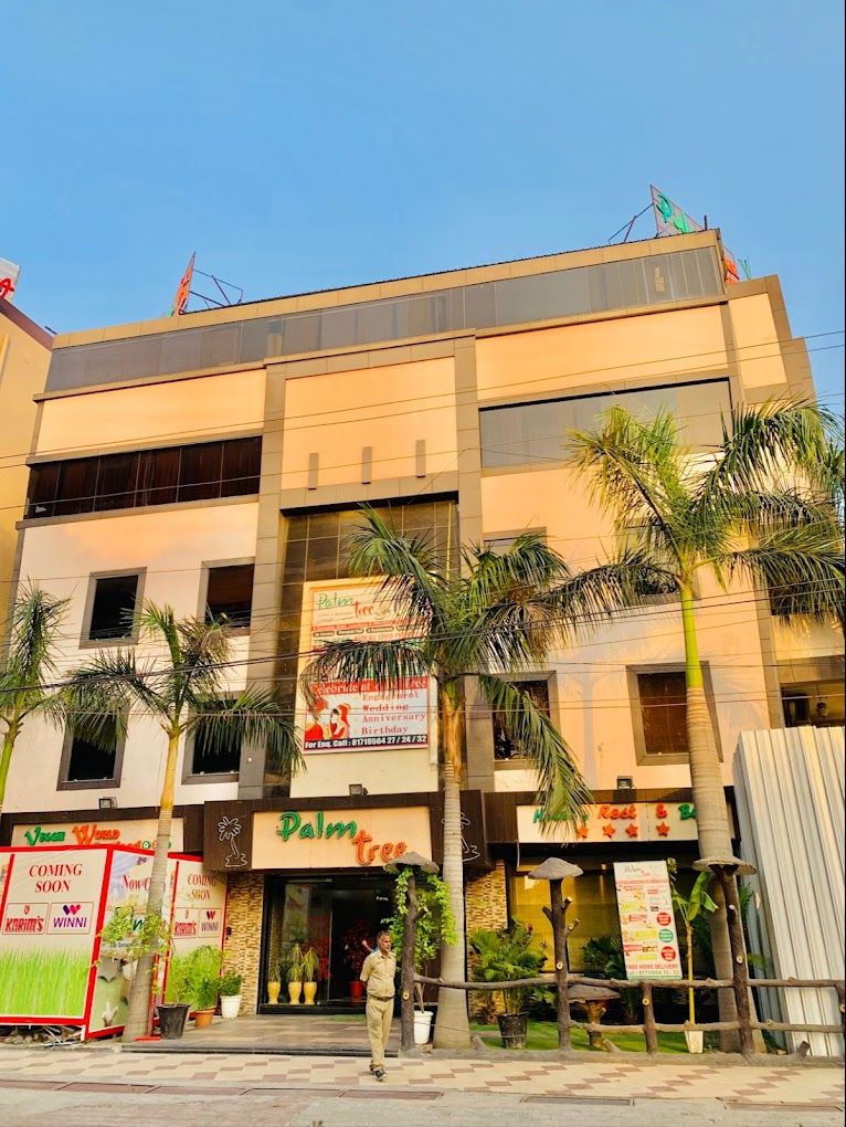 Palm Tree Hotel & Restaurant