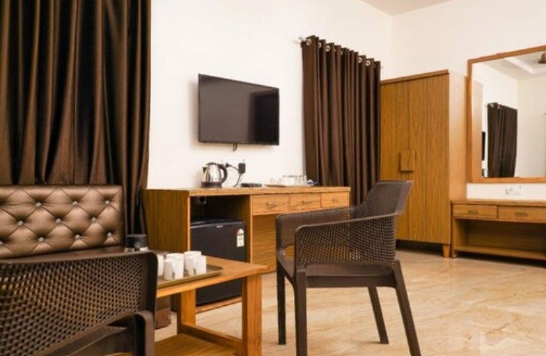 Chhatwal Tiger Resort