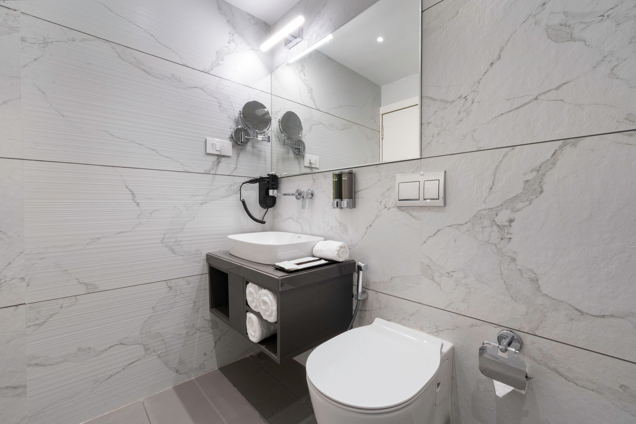 Clarks Inn Indore Executive Room 5