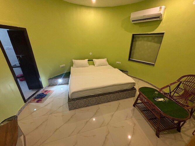Dhani Ganesh Resort Khatushyamji Deluxe Cottage Room 3