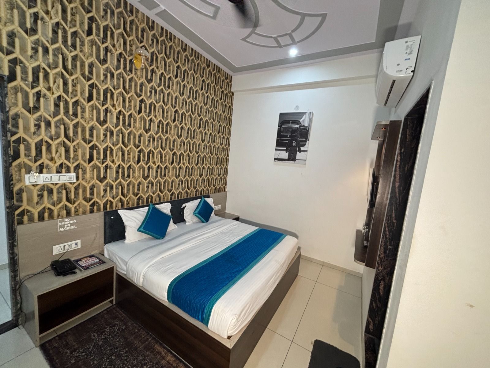  Hotel Hanuman Palace Super Deluxe Room