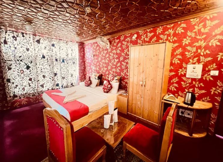  Heritage Bungalow  AC Heritage Premium Room + Free Wifi 2