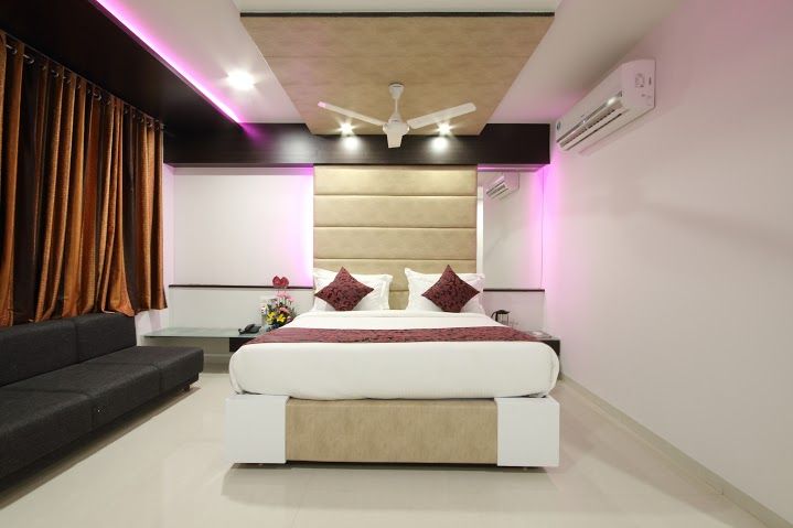 DOUBLE BED AC