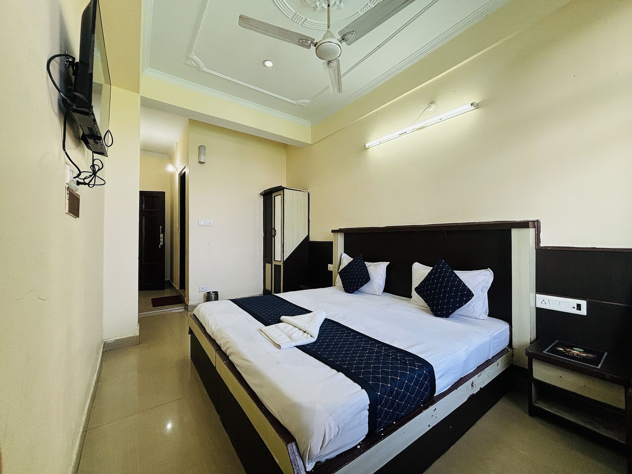 Soham Hotel Standard Room 3