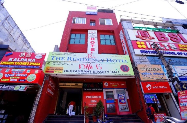 Hotel Premium Inn Sector 15, Noida