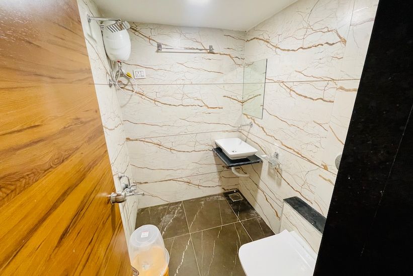 HOTEL AVENUE PLAZA Deluxe Room 21