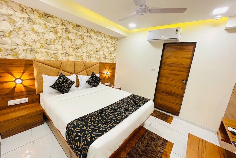 HOTEL AVENUE PLAZA Deluxe Room 13