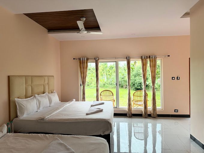 Magenta Resort Deluxe Room 3