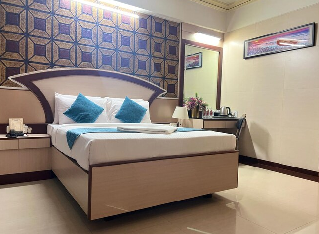 EXECUTIVE DOUBLE ROOM