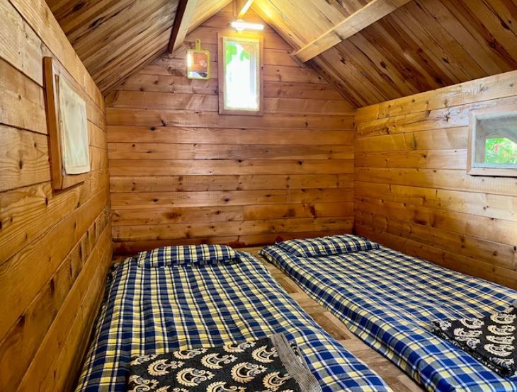Log Cabin