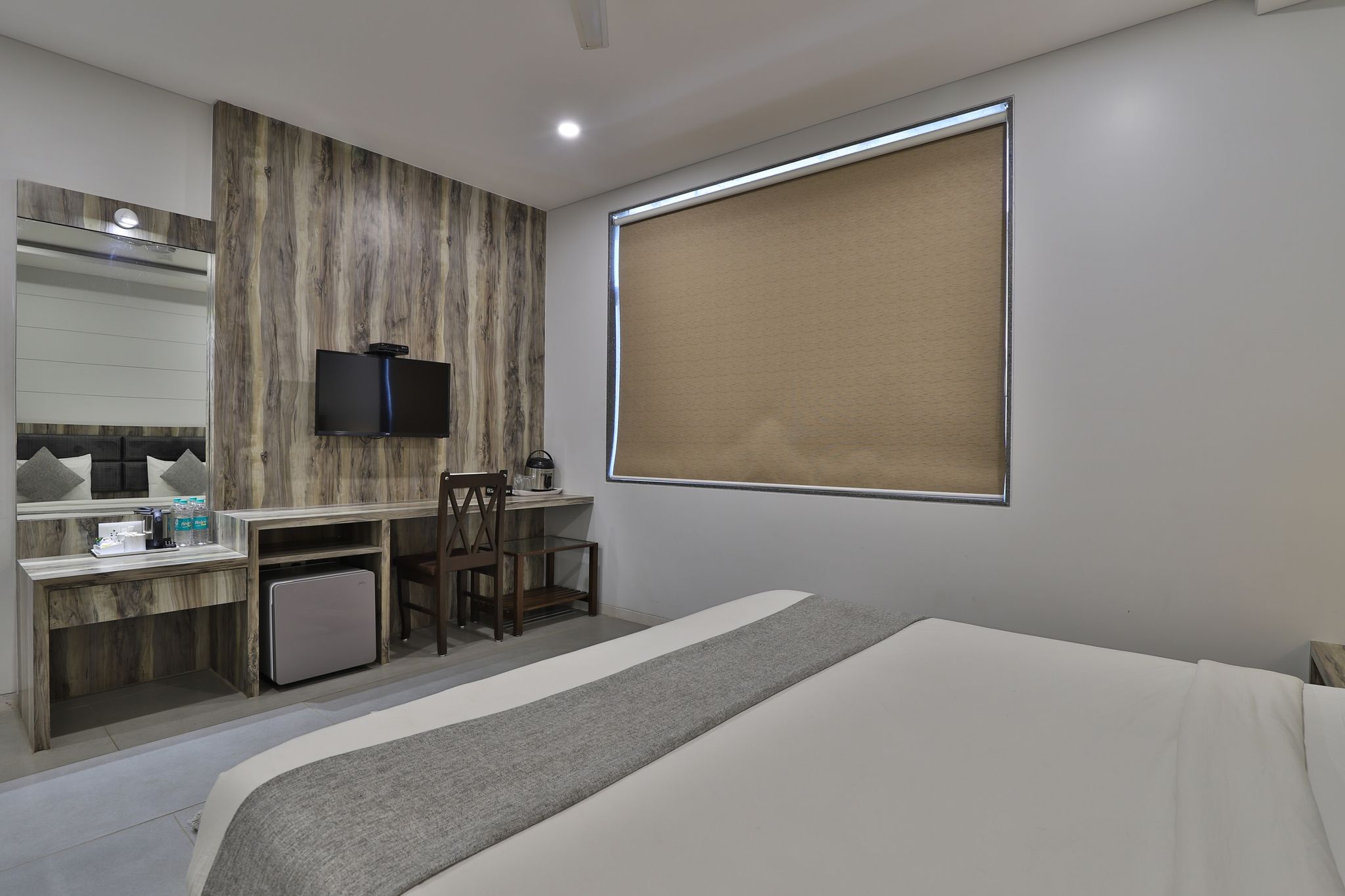 Hotel Limra Vadodara Executive Room (Unmarried couple and local id not allowed) 2