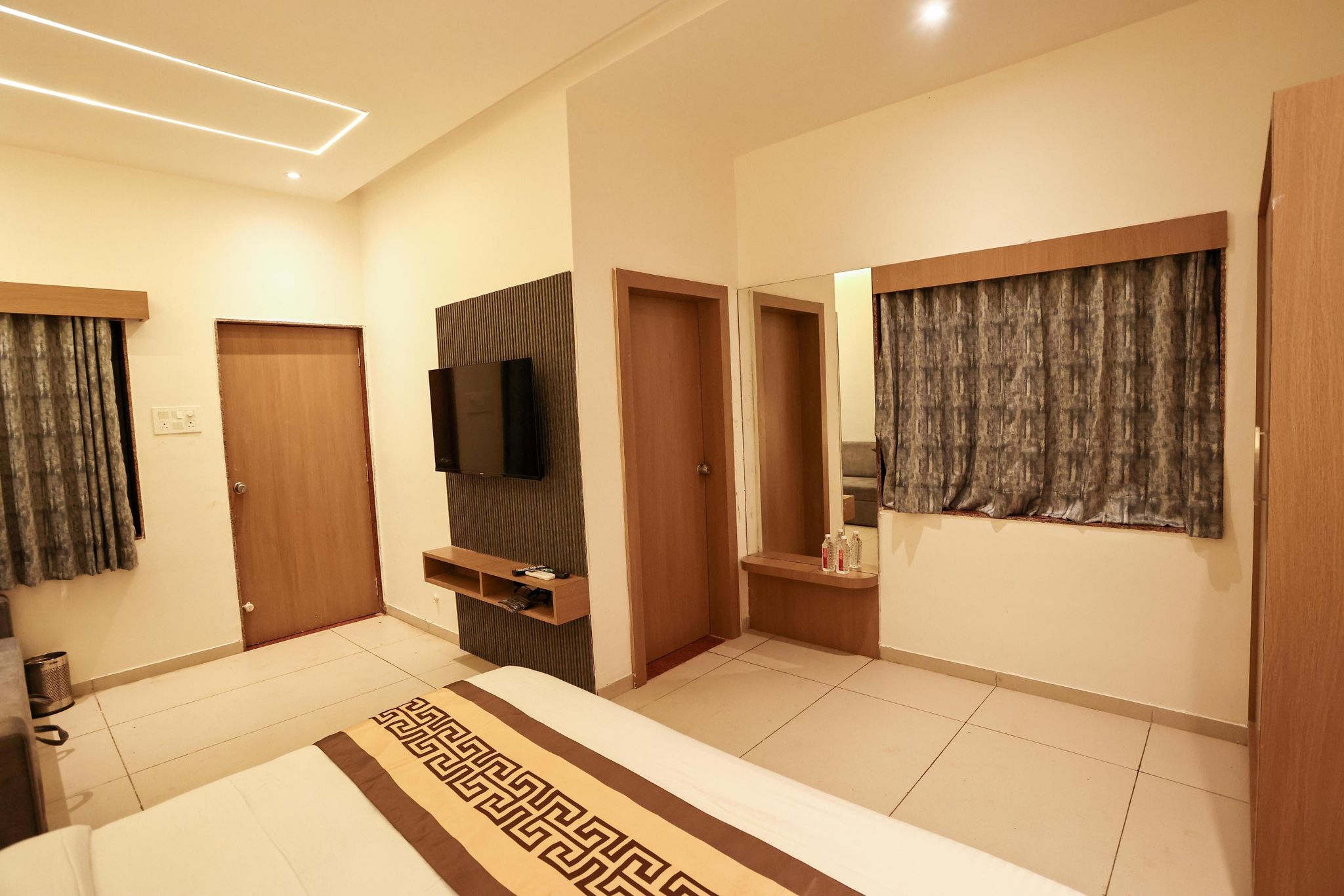 Le Casa Lion Resort - A Premium Resort in Sasan Gir Le Casa Deluxe Room 4