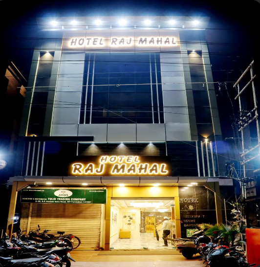 Hotel Rajmahal Regency