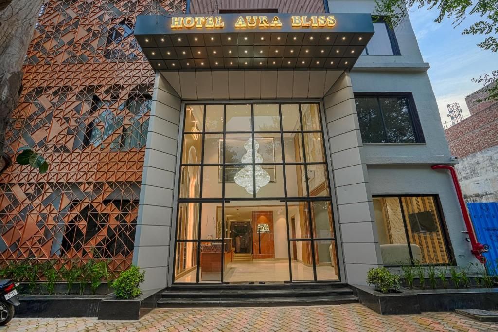 Hotel Exterior